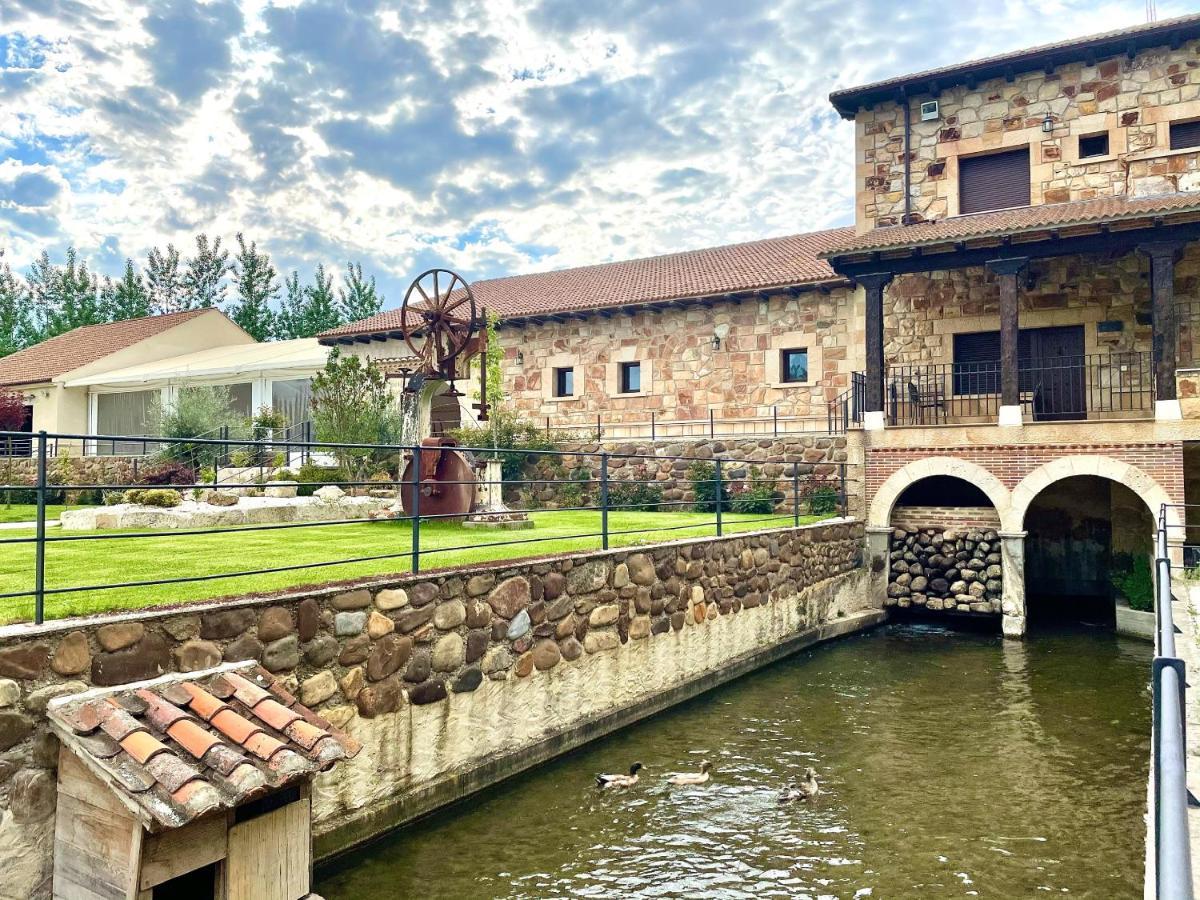 Apartamentos La Fabrica Villaluenga de la Vega 外观 照片