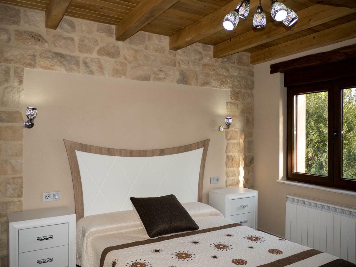 Apartamentos La Fabrica Villaluenga de la Vega 外观 照片